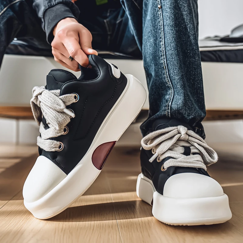 

Casual Men's Shoes Summer 2026 Thick Bottom Bread Shoe Trendy Black Flat Heel round Toe Rubber Outsole Youth Leisure Sneakers