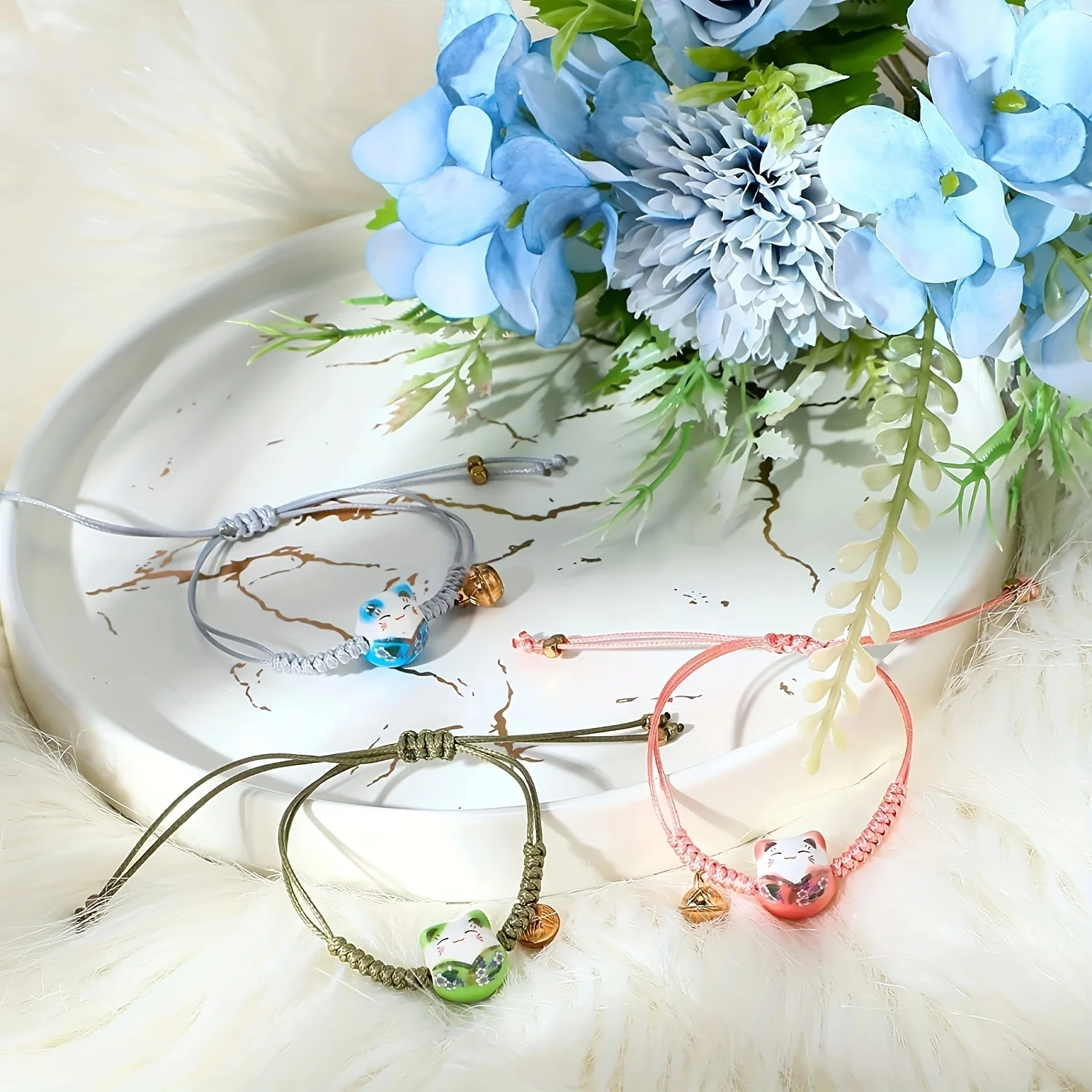 6-piece set of cat lucky charm bracelet; cute lucky cat ceramic bead bracelet; Feng Shui lucky bracelet.
