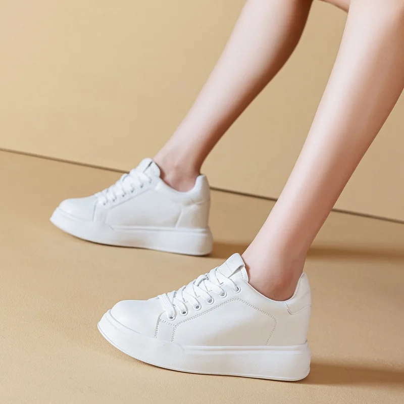

New Fashion Thick-soled 7CM Height-enhancing Shoes Women's Autumn Casual Shoes Versatile Lightweight Inner Height-enhancing Shoe
