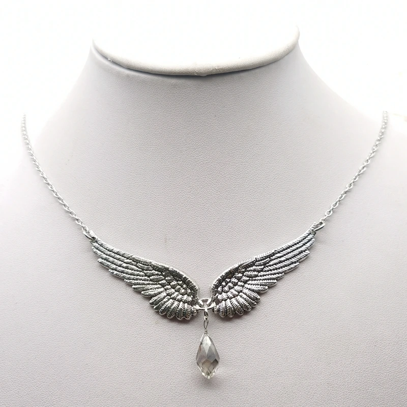 Angel Wings Feather Black Beads Pendant Choker Vintage Necklace Gift for Women Girl Female New Fashion Jewelry Wholesale