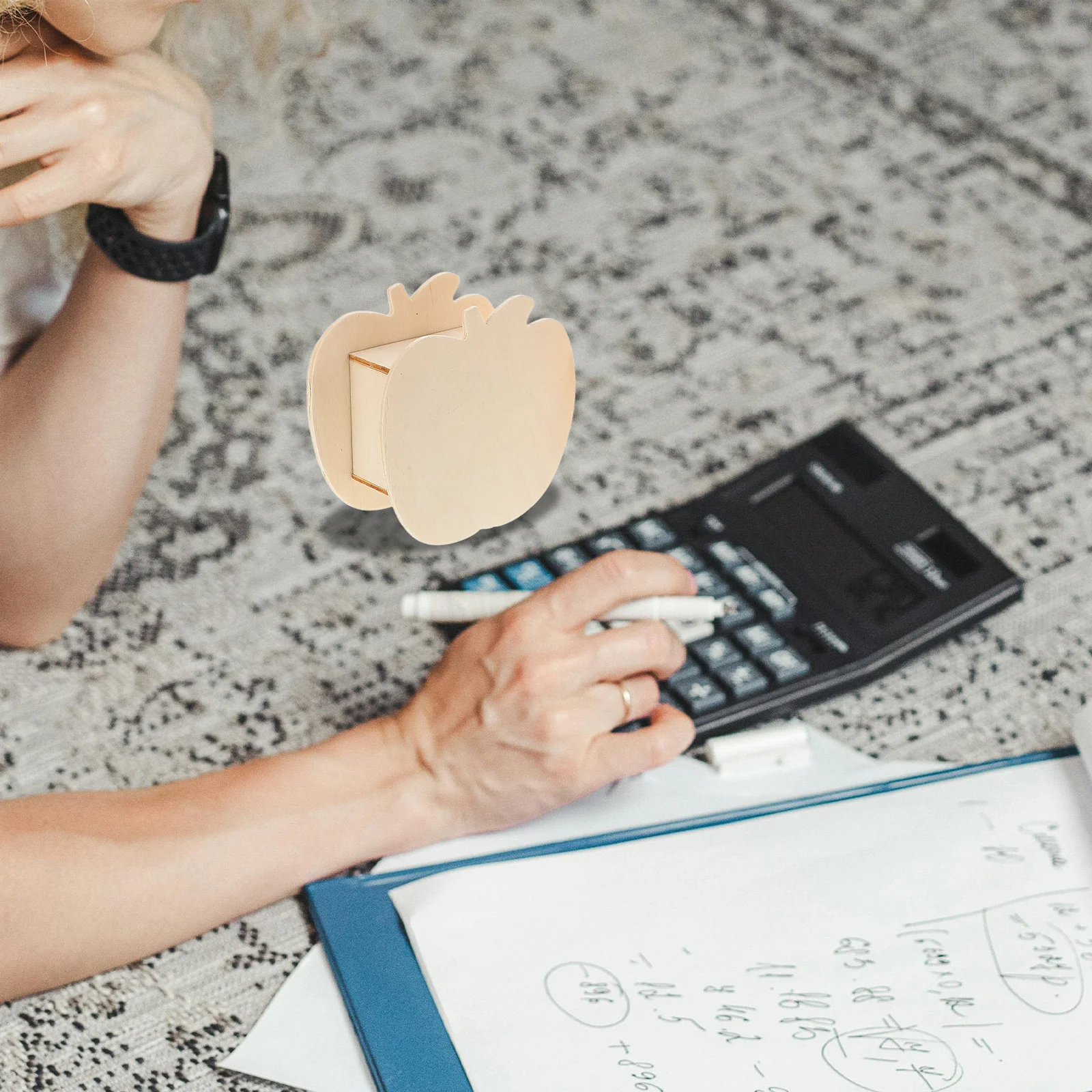 2個の木製貯金箱 DIY 未塗装貯金箱 子供部屋用装飾貯金箱 誕生日や休日のギフトに最適