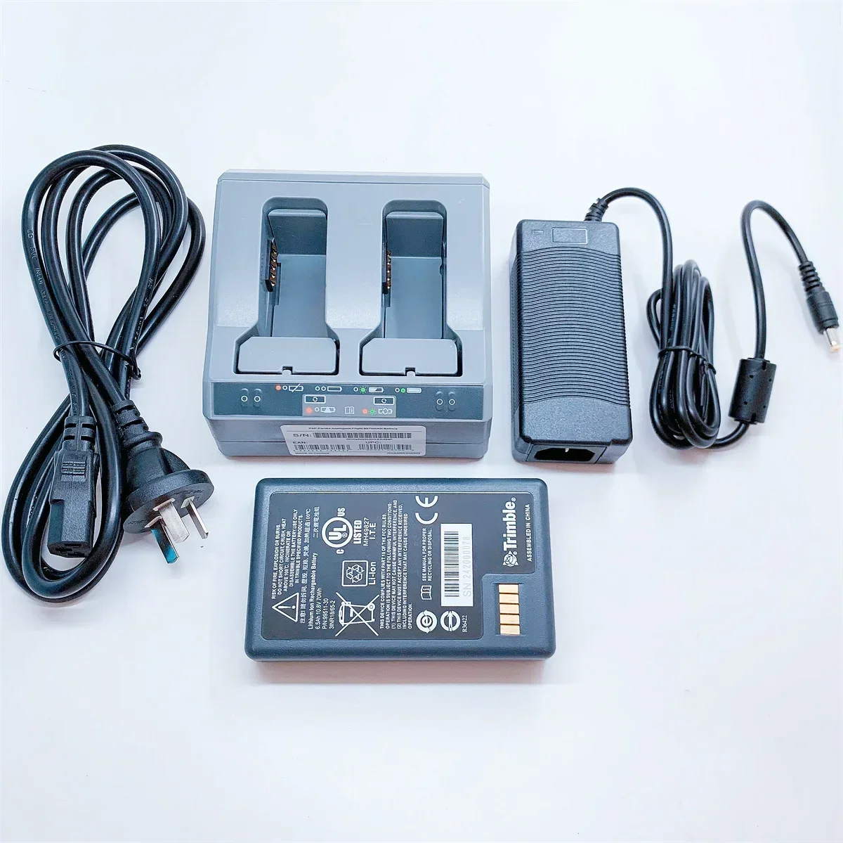 شاحن بطارية تريمبل بفتحة مزدوجة عالي الجودة لسلسلة S SX10 R2 R8 R8s R10 R12 R12i & MT1000