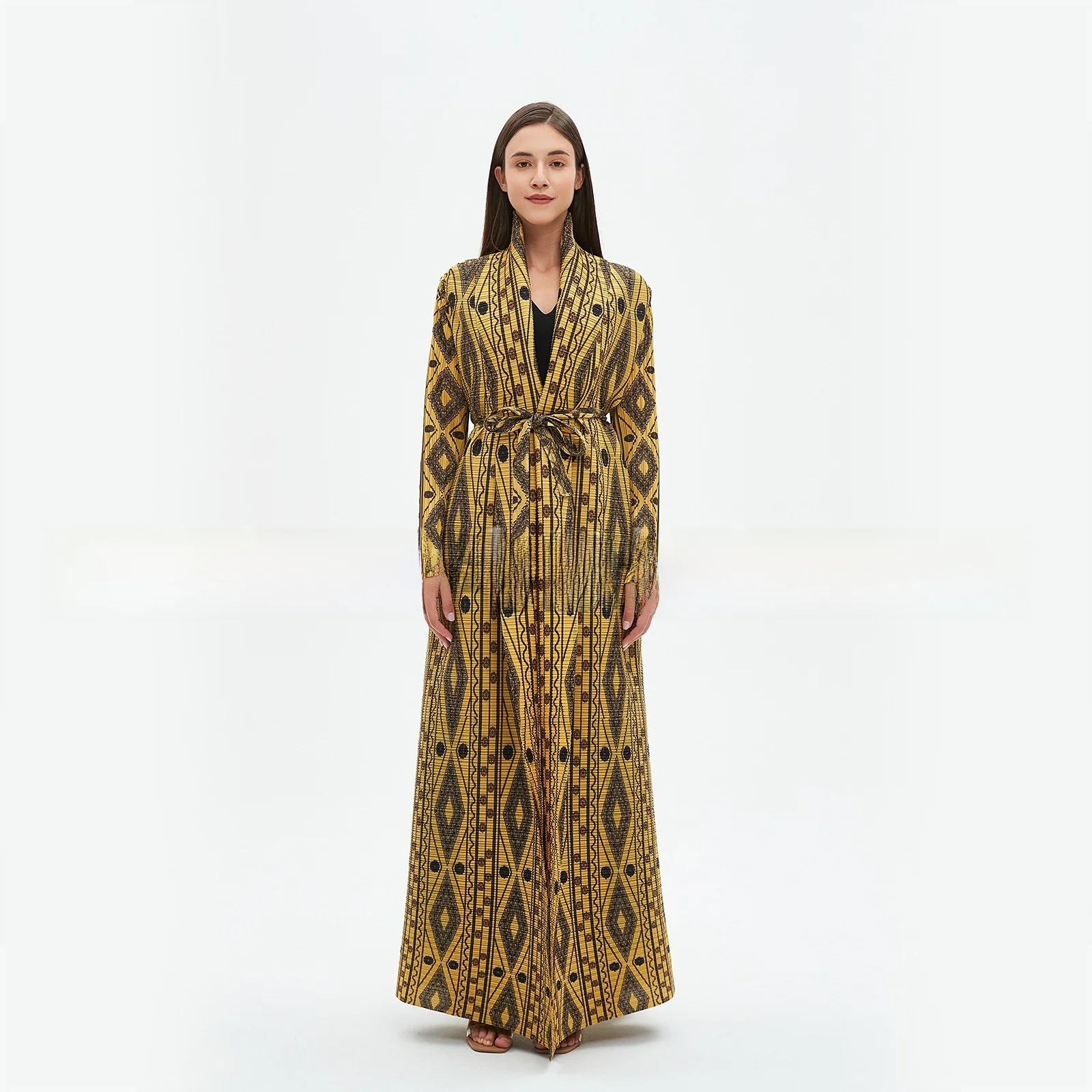 

Elegant Simple Pure Color Large Size Pleated Print Robe Women's Long Sleeve Polyester Regular Length Windbreaker Autumn Fashion