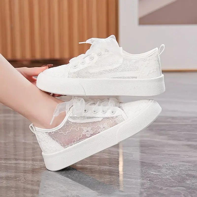 

​2025 Summer Women White Sneakers Breathable Mesh Upper Thick Sole Lace Hollow Out Casual Flats Trendy Versatile​