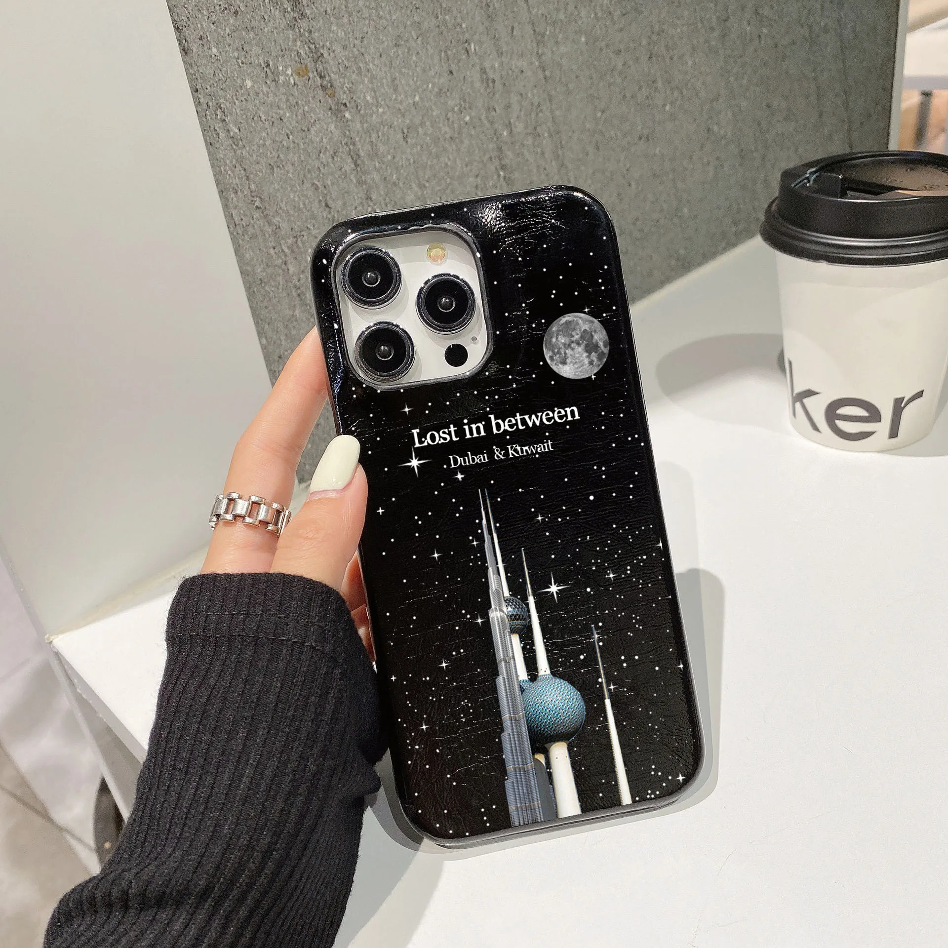 حافظة جلدية PU ناعمة مخصصة باللون الذهبي والفضي لهاتف آيفون 14 13 15 Pro Xs Max 12 Mini 11 XR 16 Plus أغطية فاخرة