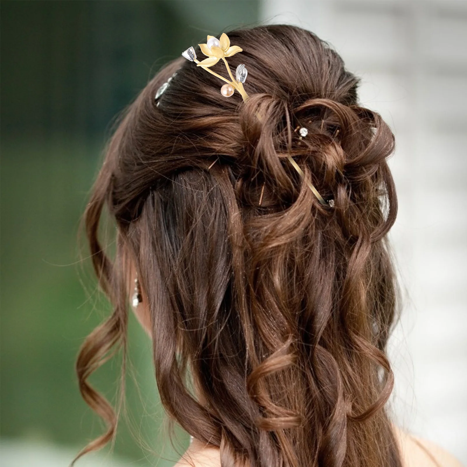 

Lotus Hairpin Floral Hair Stick Retro Classic Lightweight Durable Chignon Styling Pin for Women Party Cosplay Chinese Culture