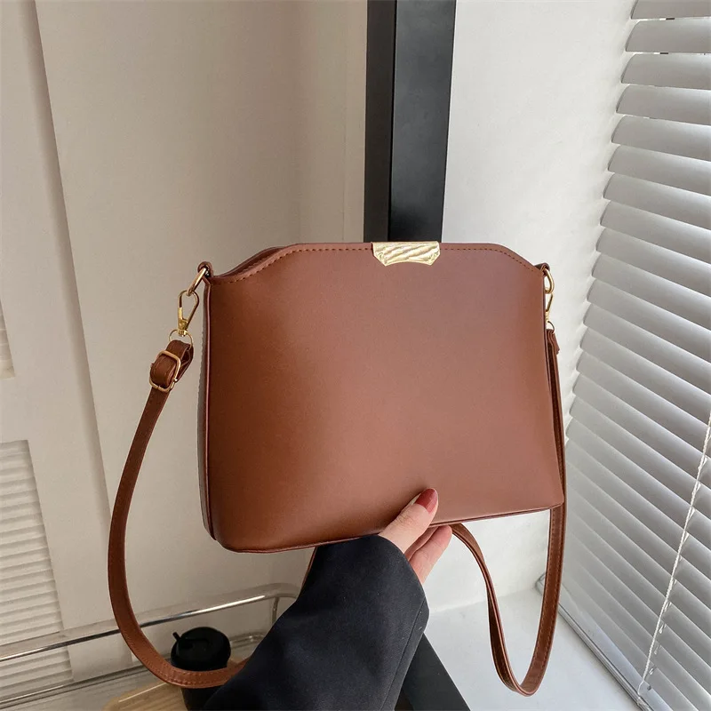 

Retro Crossbody Bags for Women Shoulder Bags Simple Designer Bags Fashionable Bucket Shell Bag Purse and Handbags Сумка Женская