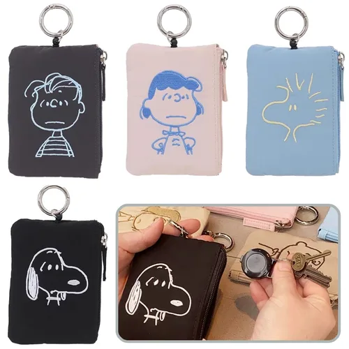 Monedero Snoopy, bolso para tarjetas con bordado de dibujos animados, colgante para mochila, llavero con hebilla retráctil multifuncional, cartera corta