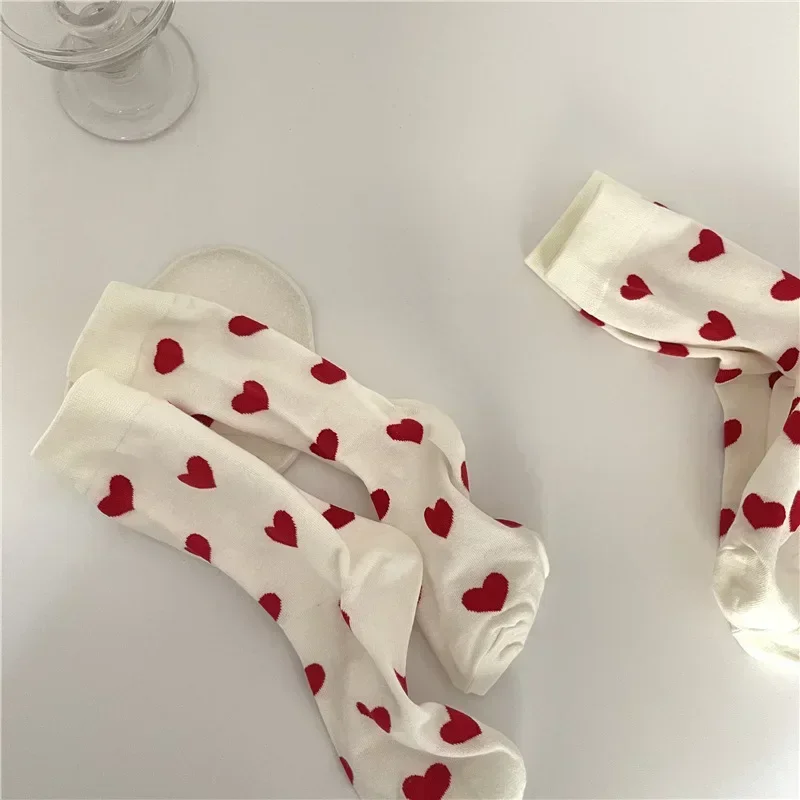 Calcetines de algodón con patrón de corazón rojo para hombre y mujer, calcetín divertido, moda urbana, Regalo para marido, novedad, Funky