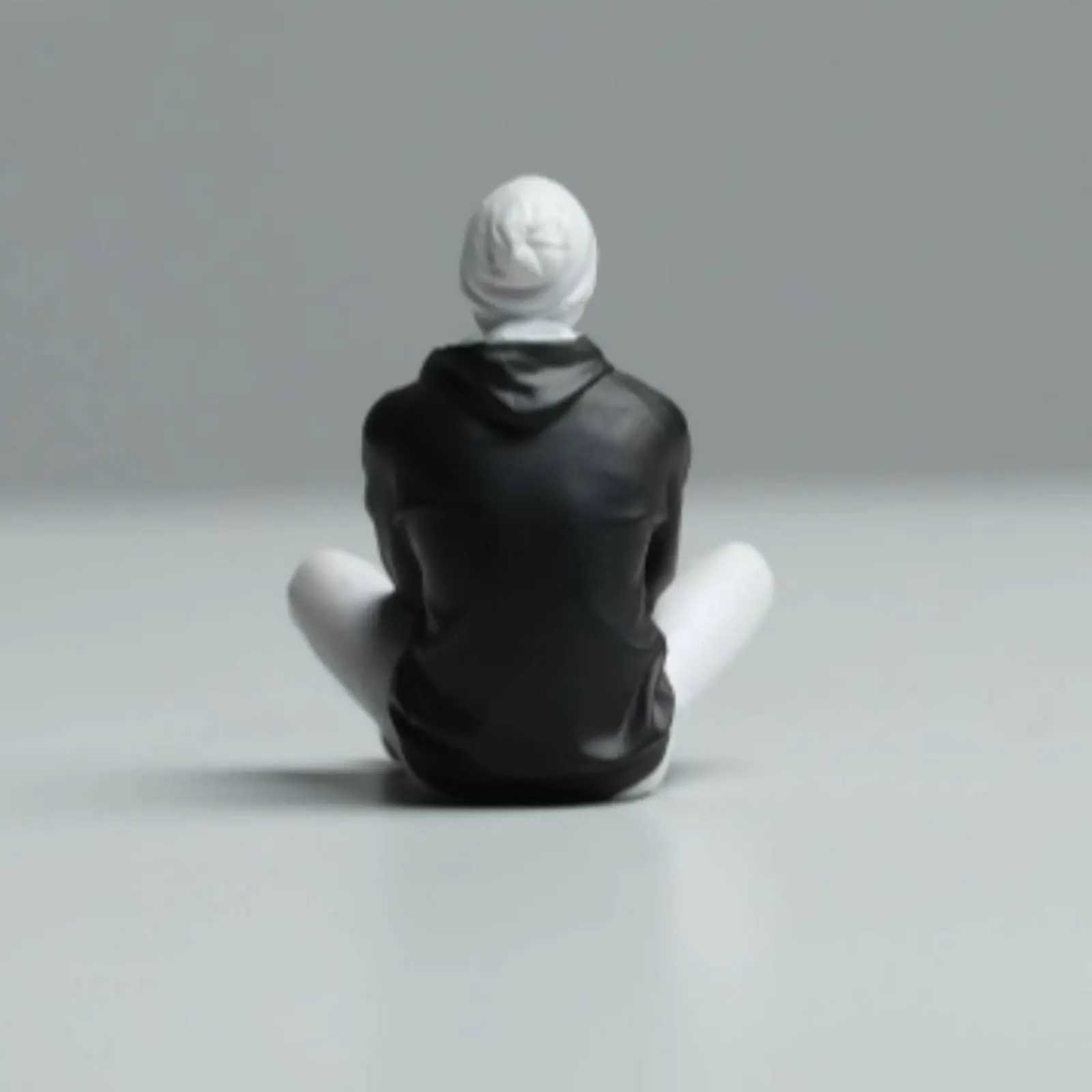 Cross-Legged Man Figurine High Intricate Seated Male Figure Modern Man Miniature Resin Material Miniature Scene Accessory