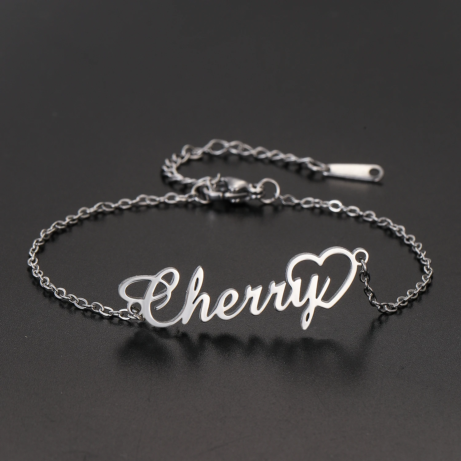 

Stainless Steel Customized Name Love Heart Bracelet For Women Personalised Bracelets Bangles Trendy Jewelry Christmas Gift