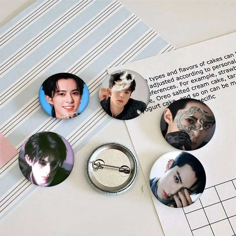 Actor Dylan Wang Round Badge Creative Brooch Clothing Backpack Accessories Lapel Pin