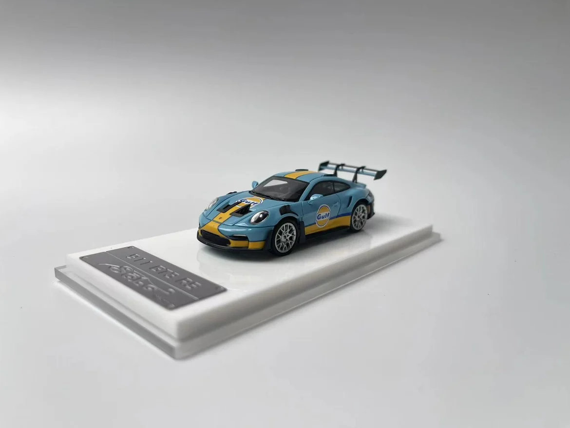 Modèle de voiture en résine Diecast SOLO à l'échelle 1:64, Porsche 911 992GT3RS, édition limitée, jouet de collection, cadeau, souvenir, ornement de présentation