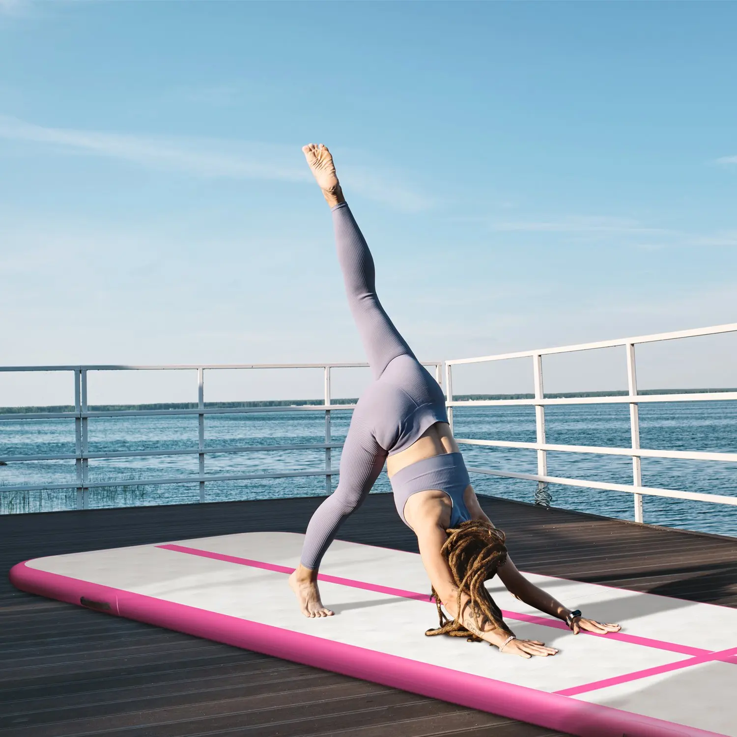 13フィート16フィートのインフレータブル体操マット、厚さ4インチ、電動エアポンプ付きエアタンブルトラック