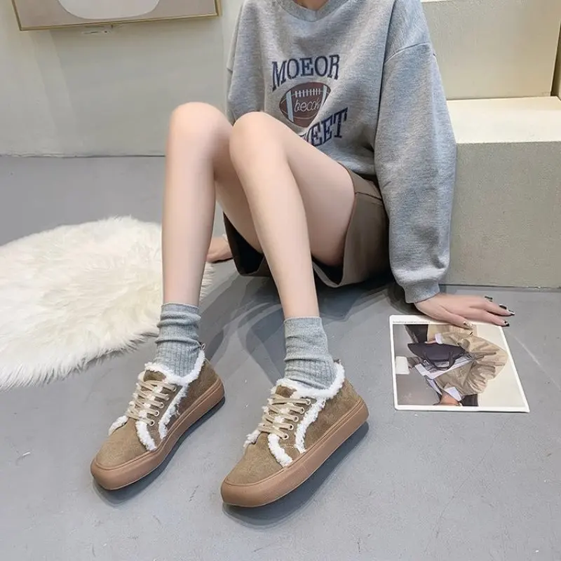 

2024newFashion Winter Fur Sneakers Women Lace Up Flat Shoes Street Style Women Sneaker Shoes English Style Fashion Casual simple