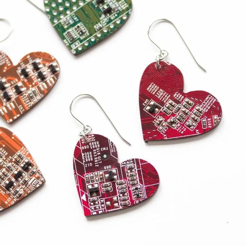 Gothic Halloween Style Red Drip Glue Big Heart Shape Circuit Board Earrings UNISEX Nightclub DJ Rock Joy Jewelry Earrings Gifts