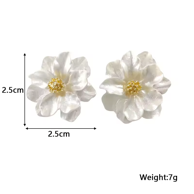 White Acrylic Flower Women's Stud Earrings Folded Florals Korean Fashion Sweet Petals Irregular Female Earrings 2025 new in - Image 2