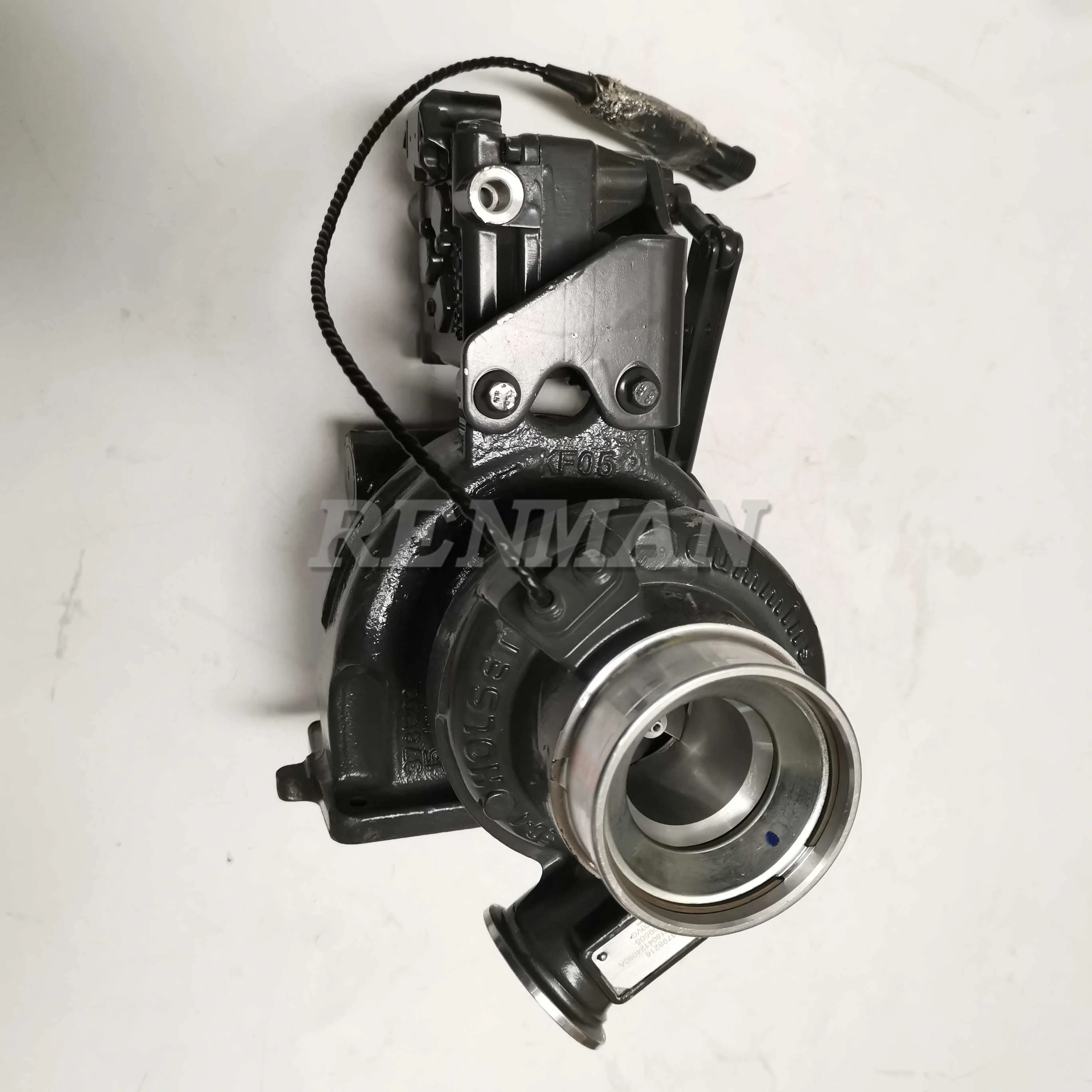 

Cummins QSB4.5 ISF3.8 Engine Turbocharger HE200VG 4309505 3798216 5350970