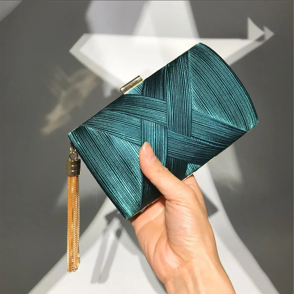 

2025 New Fashion Women Evening Bags Tassel Ladies Clutch Purse Shoulder Chain Wedding Party Handbags Bags