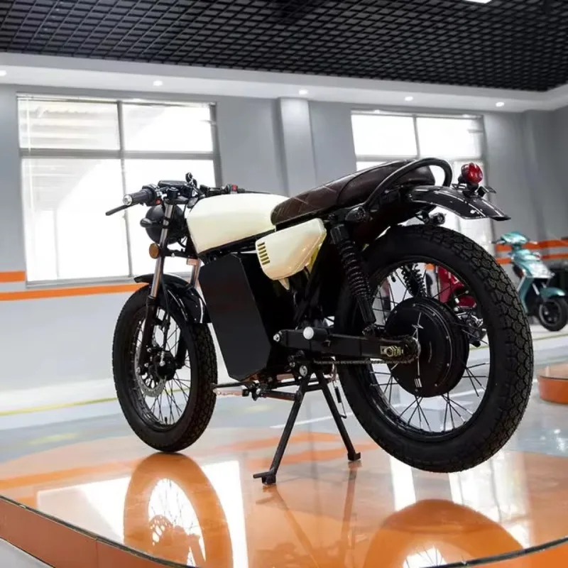 

CG Retro Customizable Color 2000W Electric Motorcycle Streetbike With 75km/h Maximum Speed 72V Battery