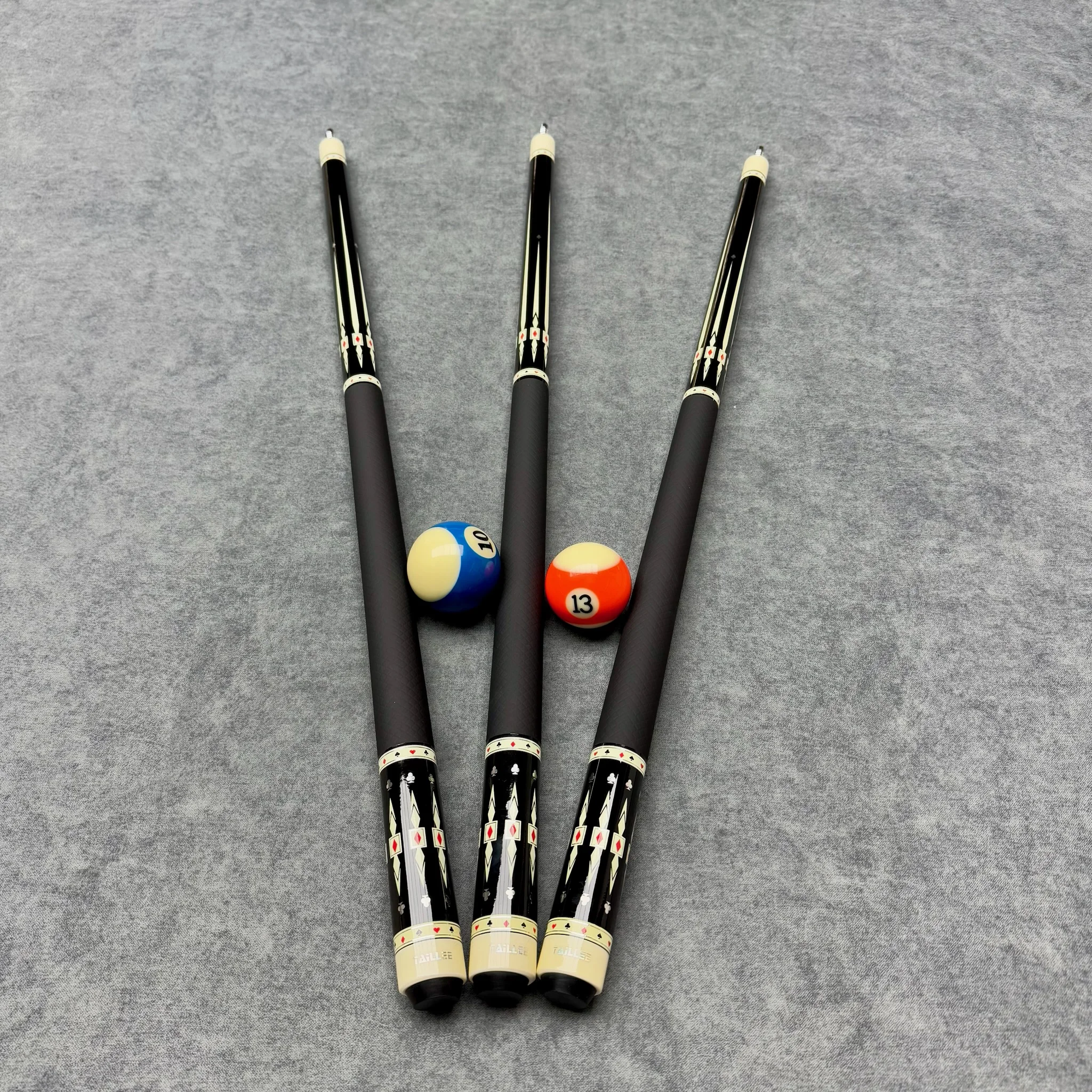 نادي حمام سباحة مصنوع يدويًا من الألياف المركبة عالي الجودة مع طرف قوس قزح 13 مم وأكمام مؤخرة من خشب القيقب للبيع