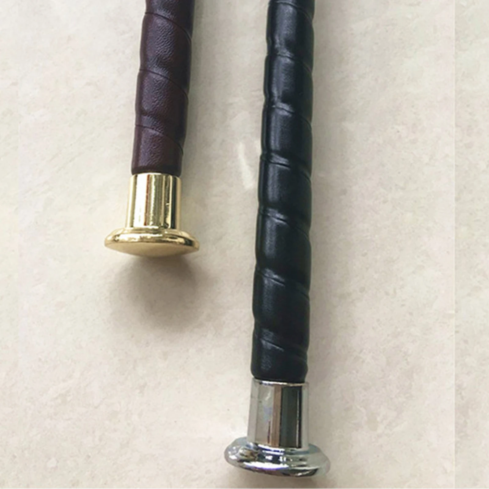 

PU Riding Whip Alloy Head Equestrian Whip PU Leather Riding Crop Long-Lasting Horse Equipment Training for Equestrians