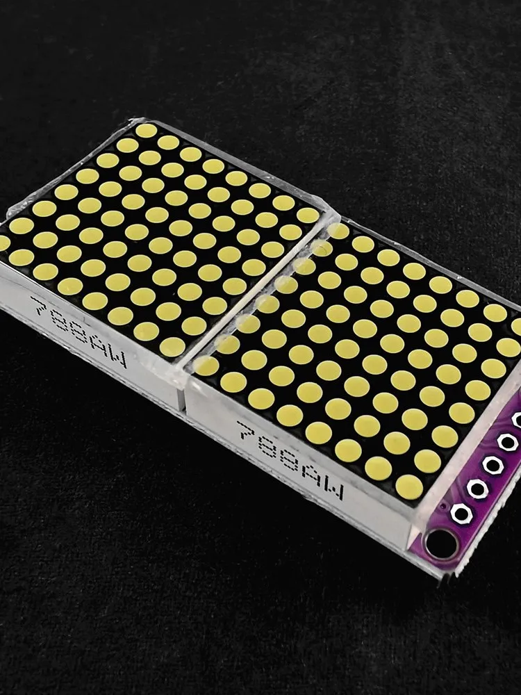 Matrice LED à points rouges, bleus, verts et blancs, technologie de contrôle d'affichage MCU, interface 5V, sortie d'entrée, cathode commune, 0.7 pouces, 8x8, Prévention 7219