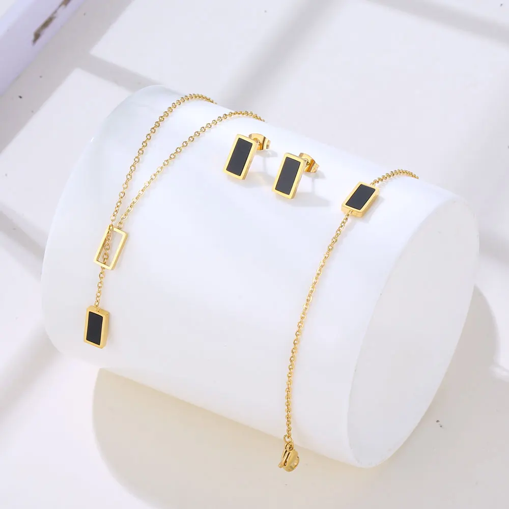 Women's Elegant Geometry Pendant Charm Necklace