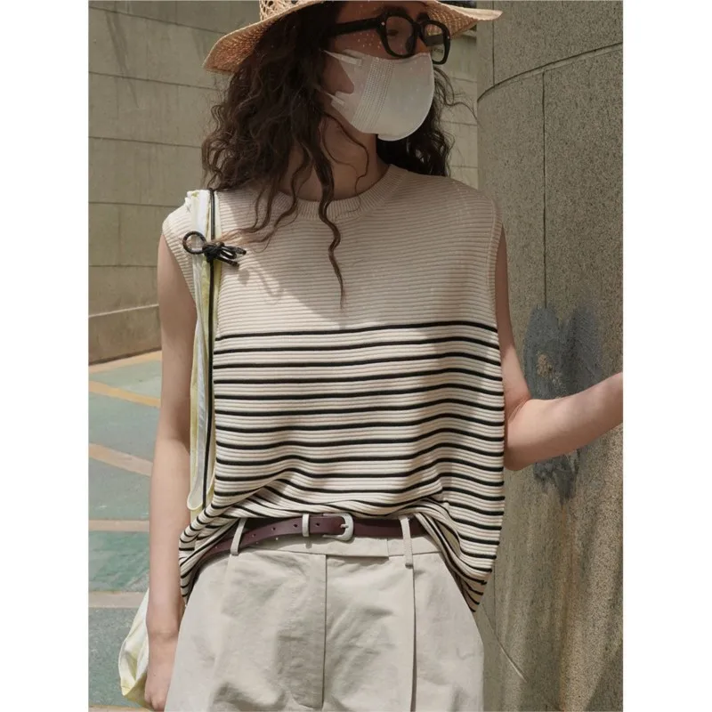 

johnature Summer New Korean Version Retro Striped Sleeveless Knit Top Loose Breathable Casual Vest Tops for Women