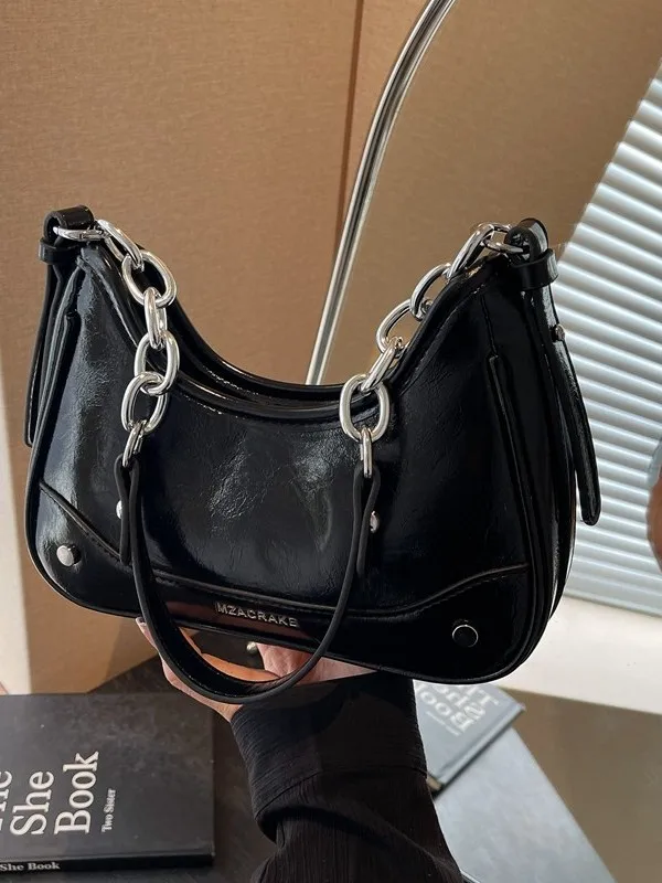 Retro Red Women's Bag 2026 New Versatile Commuter Single Shoulder Underarm Bag High Quality Texture Diagonal Small Square Bag