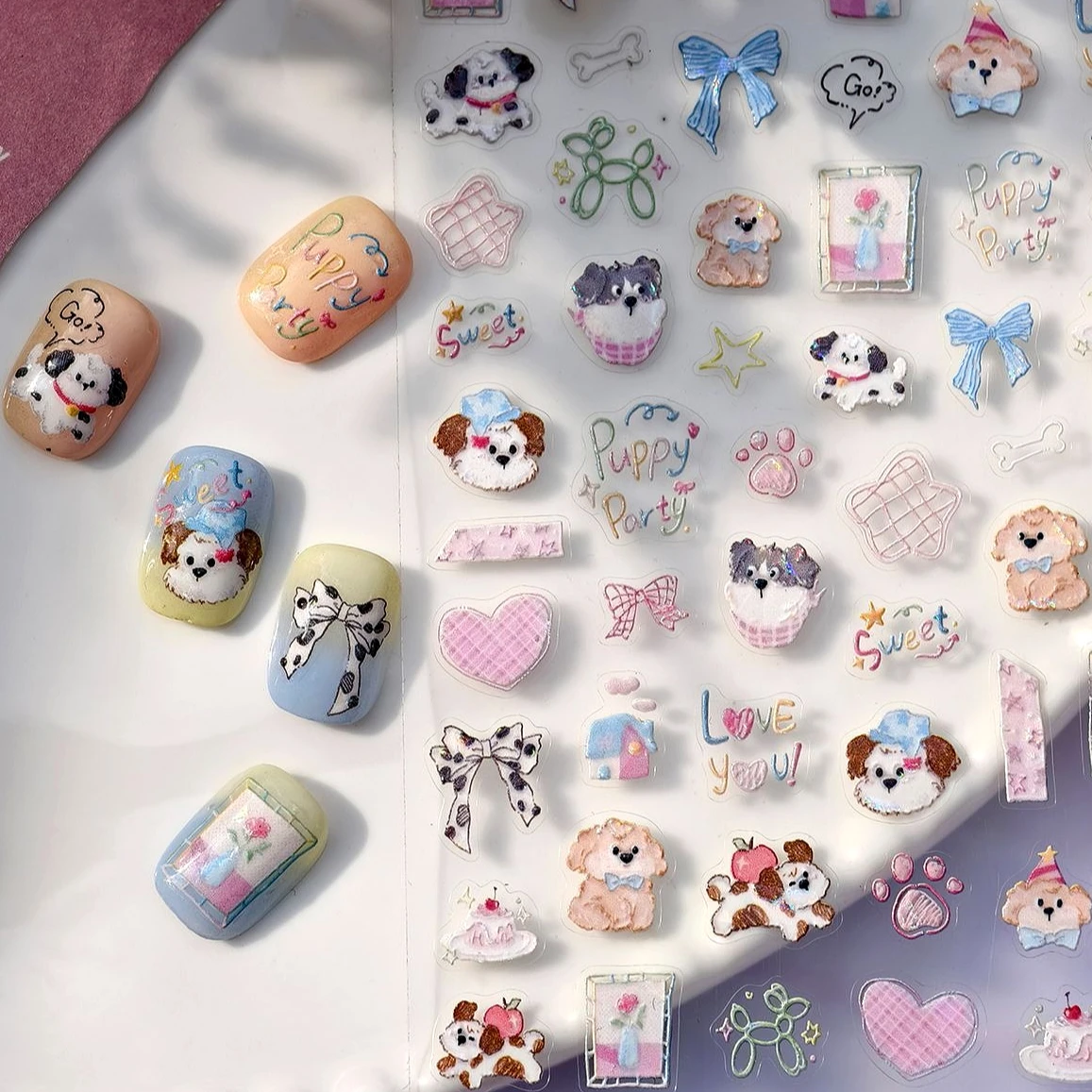 Mignon chiot coeur nœud papillon chien étoiles chat griffe imprimer fleurs champignon nuage fraise pomme lapin horloge Nail Art autocollants décalcomanies