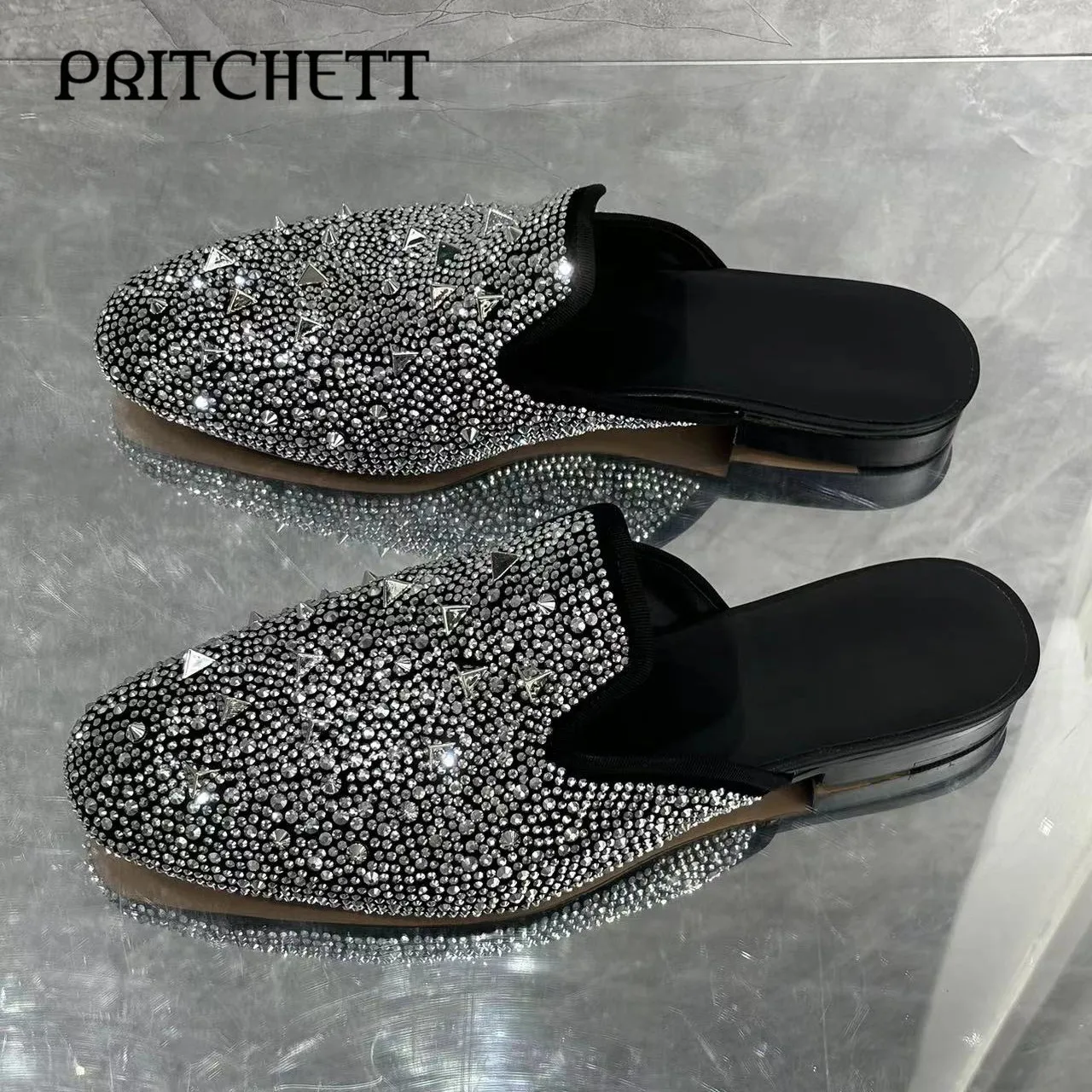 Shiny Rhinestone Rivet Slippers Round Toe Flat Bottom Slip-On Casual Sandals Large Size Fashionable Luxury Casual Men's Shoes