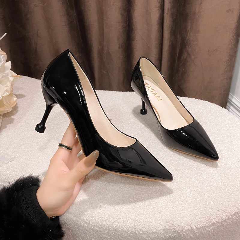 Womens Fashionable Single Shoes with Anti Slip and Wear-resistant High Heels Pointed Toe Winter PU Apricot/black Low Top Shoes