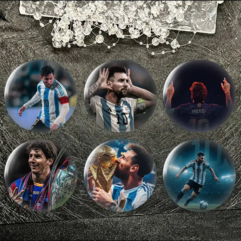Lionel Messi  Football Brooch Metal Badge Brooch, Fashion Decorative Pins for Hat Bag Clothing Decoration Gift