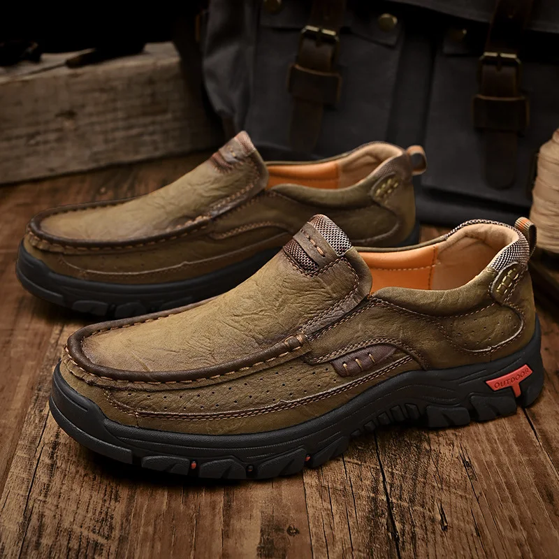 รองเท้าลำลองหนังแท้สำหรับผู้ชาย สวมใส่สบาย ระบายอากาศได้ดี ดีไซน์ทันสมัย หัวกลม พื้นยาง ทนทานต่อการสึกหรอ เหมาะสำหรับฤดูร้อน