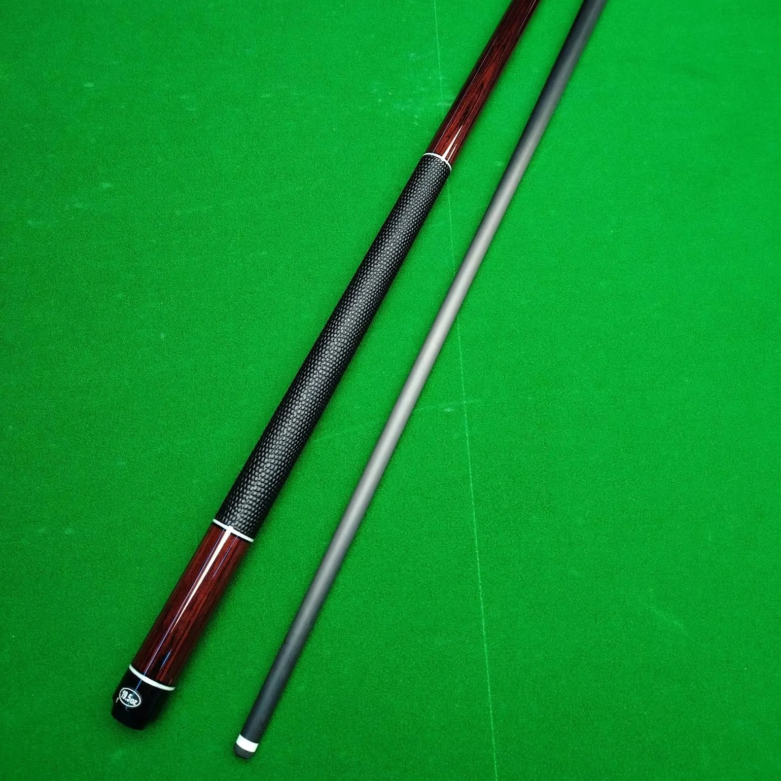 

High Quality Professional Carbon Fiber Pool Cue Stick 10.5mm/11.5mm/12.5mm/13mm Tip,1/2 Joint 100% Carbon Butt Handmade Cue