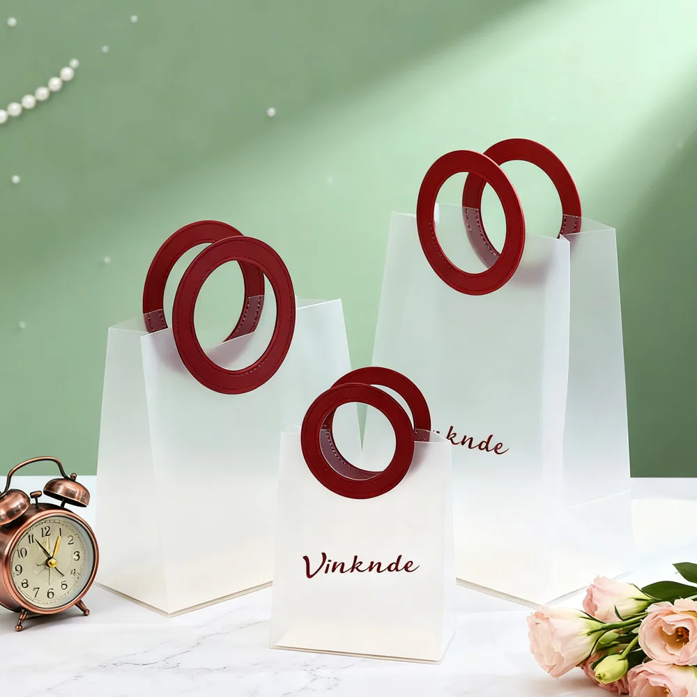 

30pcs PP PVC Clear Gift Bags With Handles Frosting Plastic Small Jewelry Cosmetic Perfume Bag Valentines Wedding Favor Pouches