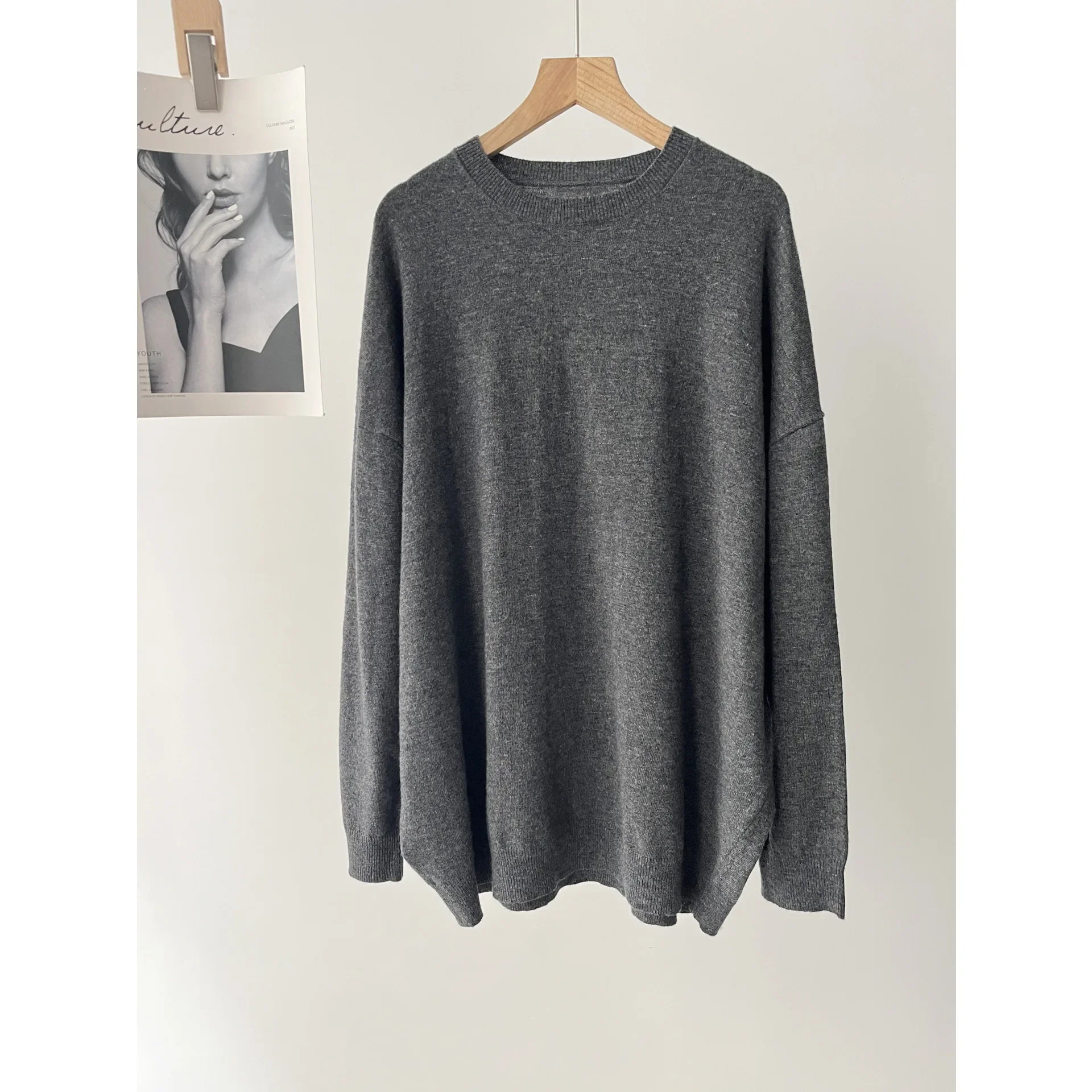 Women's Grey Minimalist Design Back Button Waist Long Crew Neck Sweater Knitted Sweater 16A 05671638809