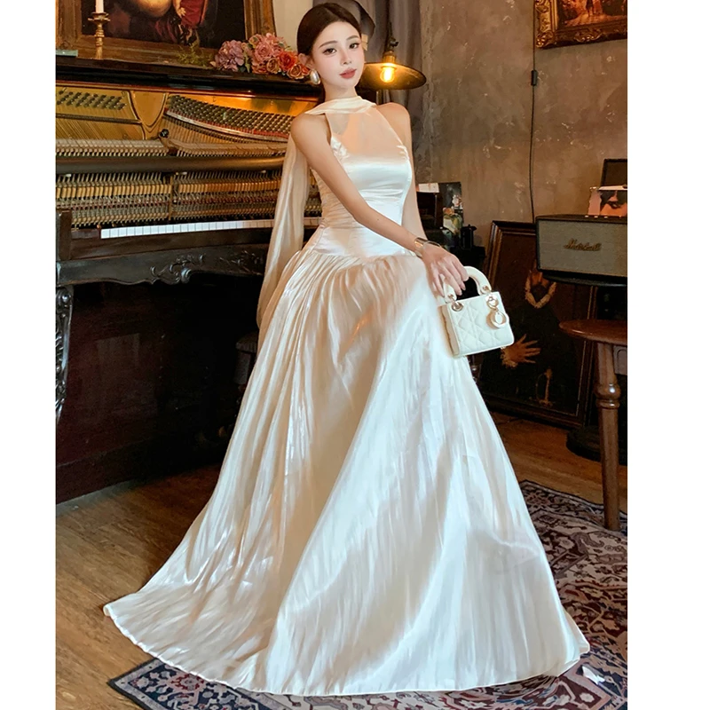 新しい夏のフレンチレトロレディースホルターイブニングパーティードレス女性のセクシーなバックレスノースリーブスリムウエストプリーツドレスvestidos