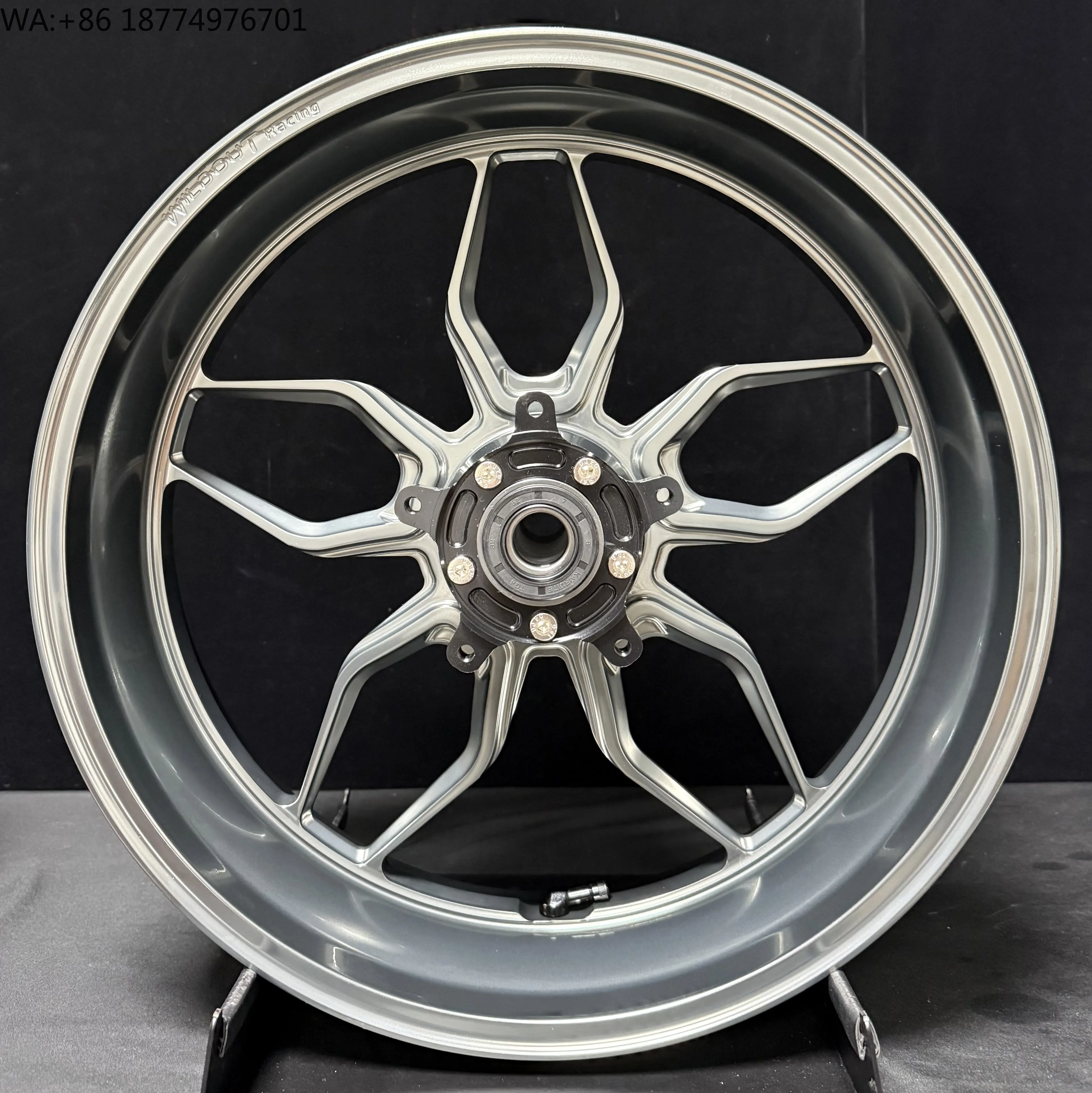 

Custom for CFMOTO 675NK/675SR Forged Wheel Hubs CNC Aluminum Custom Modified Motorcycle Parts Wheel Hub