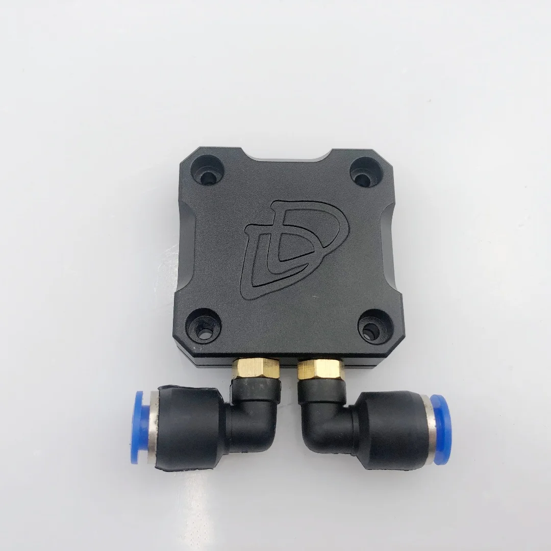 Funssor 1Set NEMA17 Stappenmotor Dual Endcap Waterkoeling Door DerrickDarrell NEMA17 Motor Vloeistofkoeler