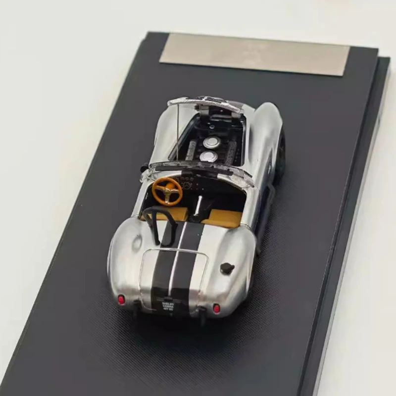 

Fine Works 1:64 Sherby Cobra 427S/C имитация сплава модель автомобиля статическая коллекция украшенные праздничные подарки игрушки