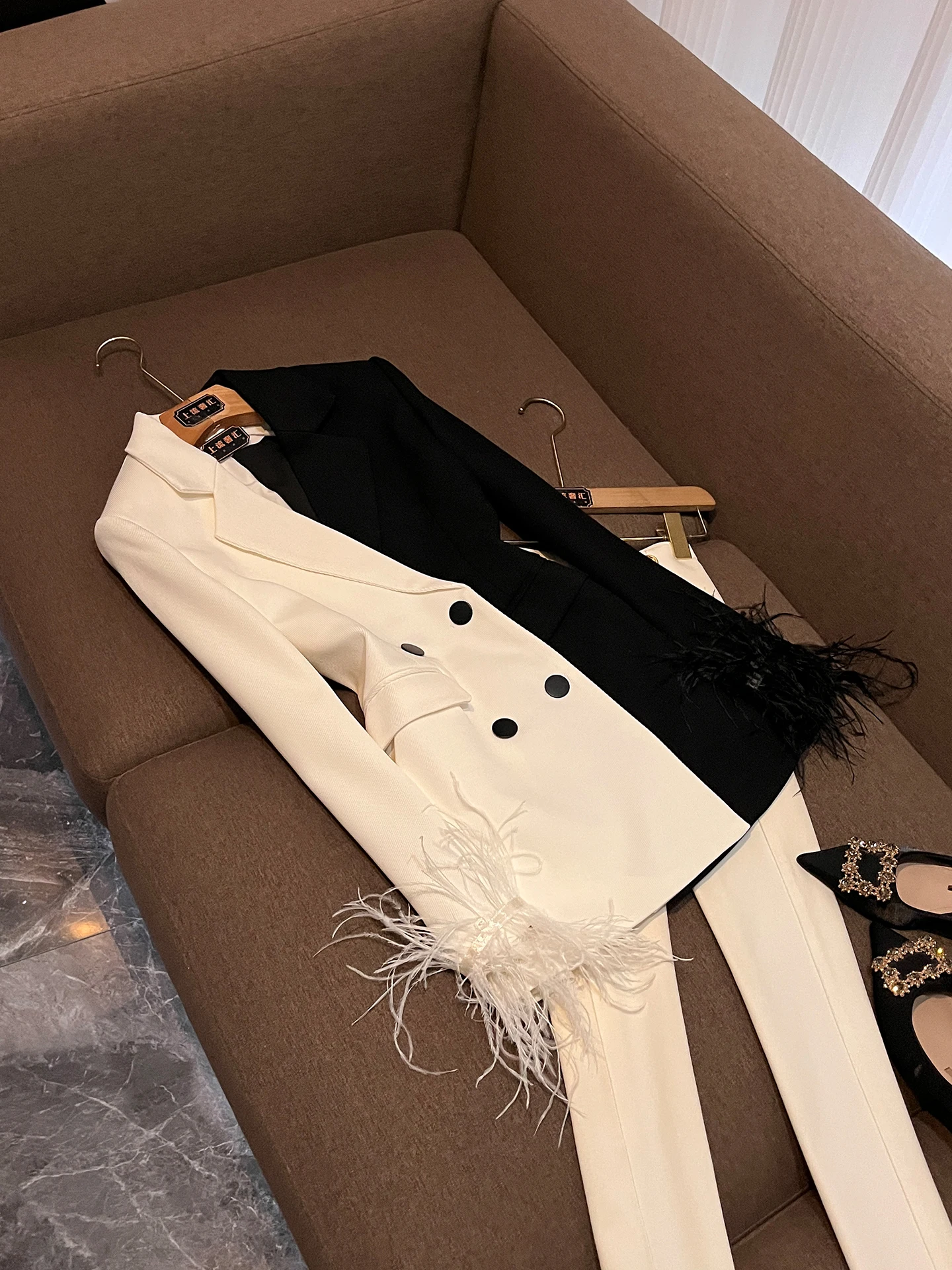 2026 New Style Double-Row Button Ostrich Feather Suit Women's Career Slimming Elegant Outerwear Miss Rich Style P647