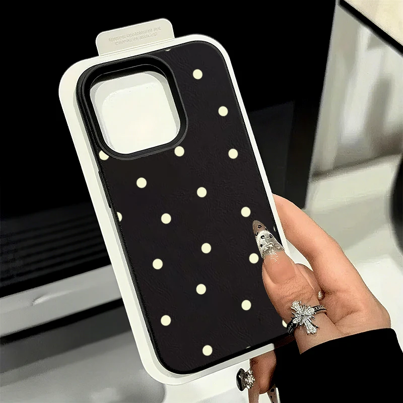 Funda Protectora con Diseño de Puntos de Polka en Color Negro Crema para iPhone 17 16 15 14 13 12 11 16E Series Pro Max Plus
