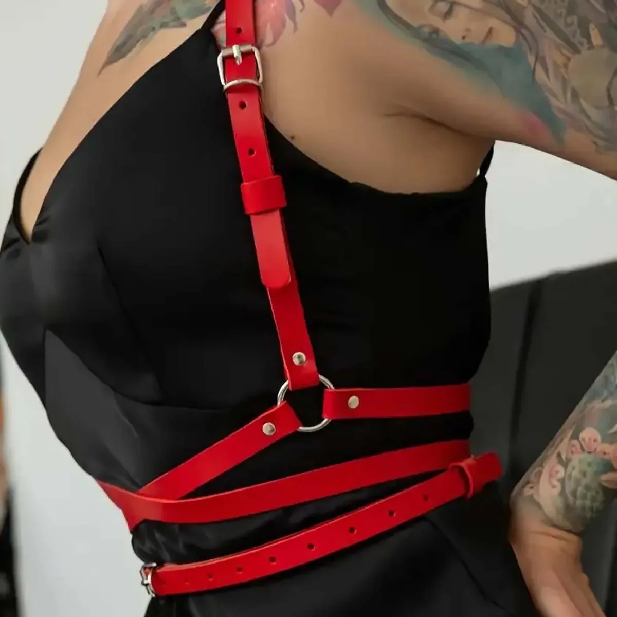 แฟชั่นหนังสายรัดเข็มขัดเอวสายรัดเข็มขัด Suspender สําหรับผู้หญิง Body Harness Gothic เครื่องรางเสื้อผ้าเทศกาล Rave ชุด