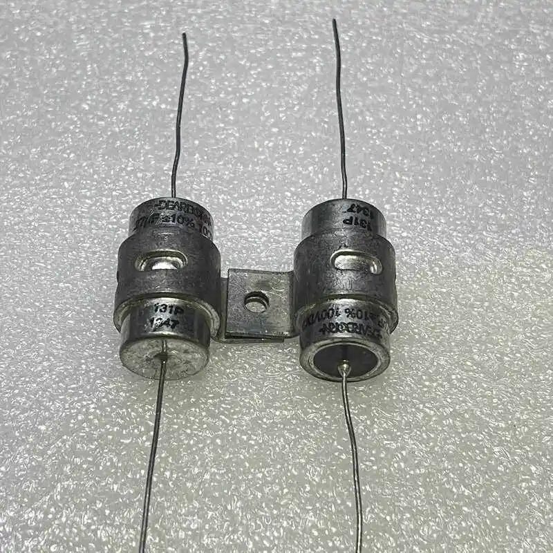 2PCS/LOT Dearborn 131P 100V 0.27uf Copper Shell Copper Tube Audio Coupled Oil Immersed Capacitor