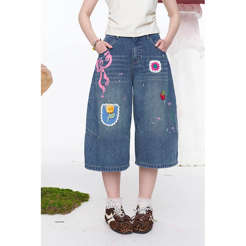 ELFSACK Crochet Floral Patches Denim Culottes, Graffiti Bow Print Wide Leg Cropped Jeans, Y2K Streetwear