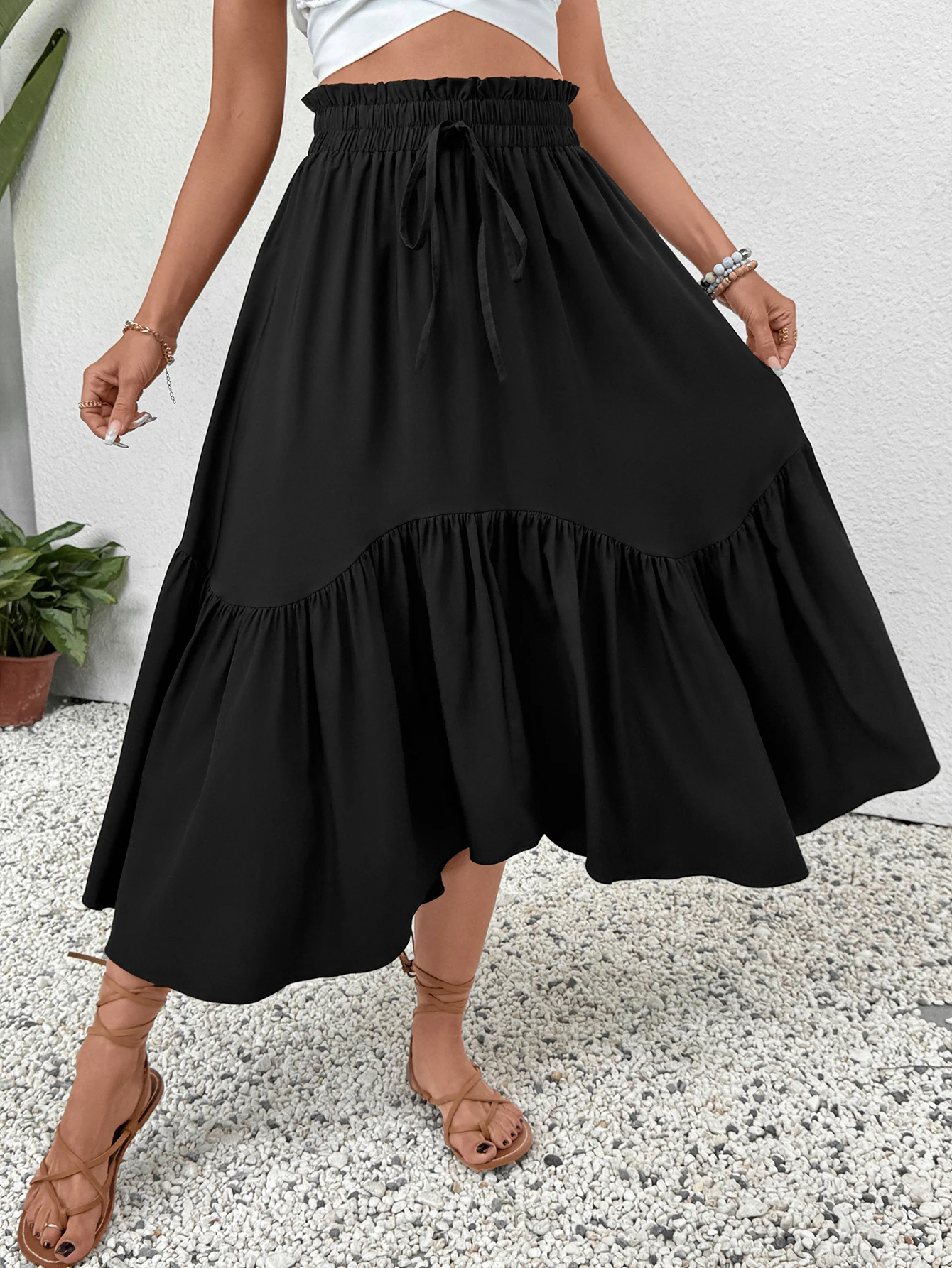 

Однотонная струящаяся макси-юбка с эластичной резинкой на талии