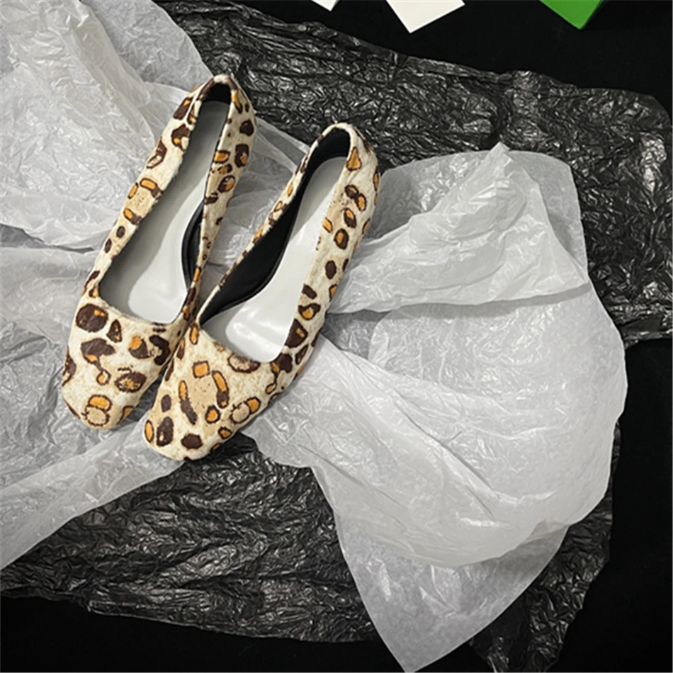 

Леопардовые туфли на каблуке из конского волоса, высококачественная обувь из натуральной кожи, новинка 2025 года, горячая распродажа, роскошная дизайнерская обувь для женщин