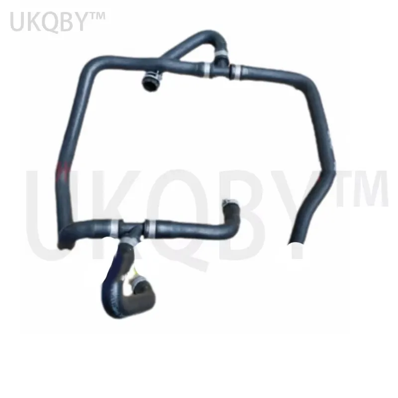 Wi ng Ti ge r 13. Tuyau d'air de chauffage Fo x 15/1.5T F1F18C351DG